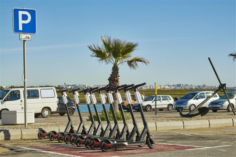 Portimão: Regeln für geteilte E-Scooter und Fahrräder